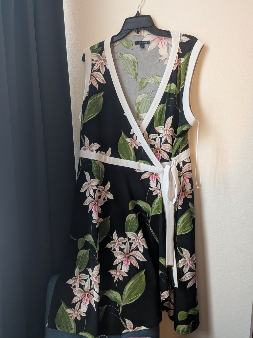 Tommy Hilfiger Black Floral Wrap Dress with White Trim